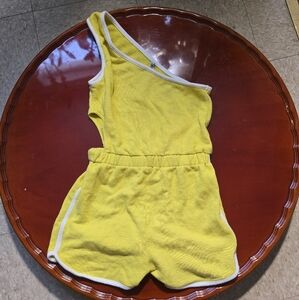 Urban Outfitters UO One Shoulder Side Cutout Yellow Romper Size Small